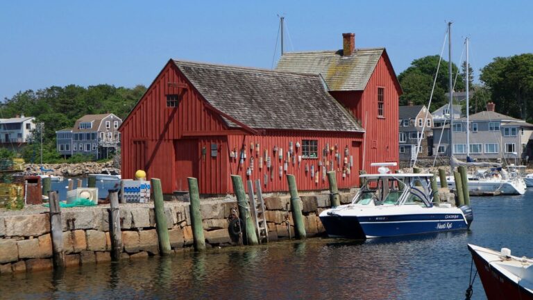 The red fishing shack of Rockport, Massachusett The red fishing shack of Rockport, Massachusetts